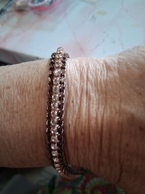 Source Unknown Rose Gold Chain Bracelet with Crystal Row